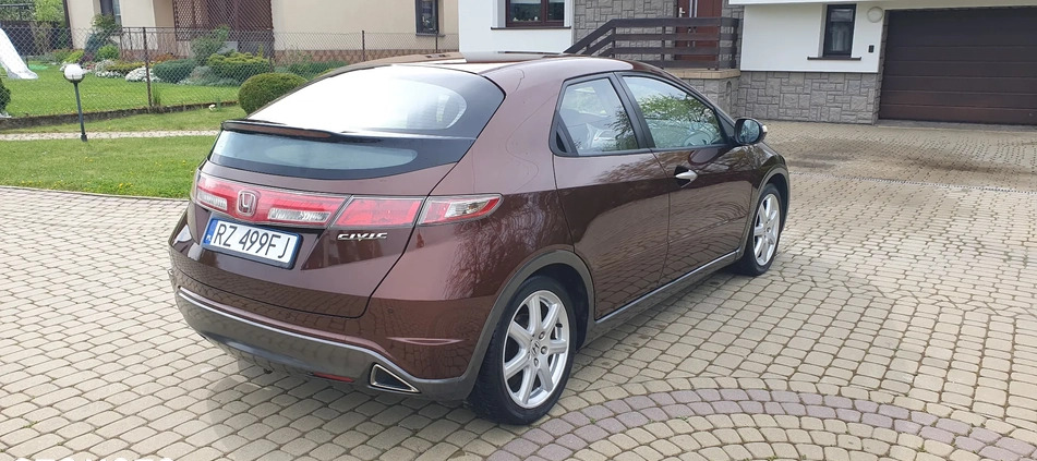 Honda Civic cena 31800 przebieg: 133000, rok produkcji 2011 z Krzepice małe 352